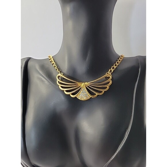 Vintage Necklace Wings Gold Tone White Crystals Chain Jewelry Costume - Picture 3 of 15